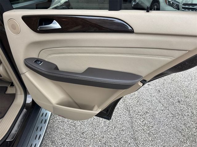 2015 Mercedes-Benz M-Class 4MATIC 4dr ML 350 - 22923952 - 15