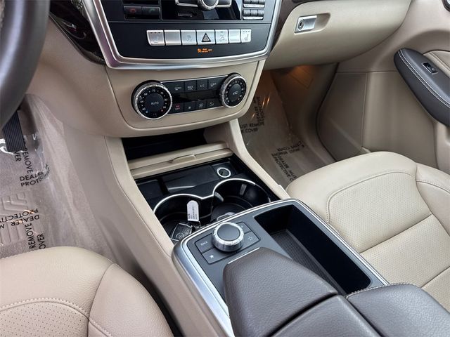 2015 Mercedes-Benz M-Class 4MATIC 4dr ML 350 - 22923952 - 29
