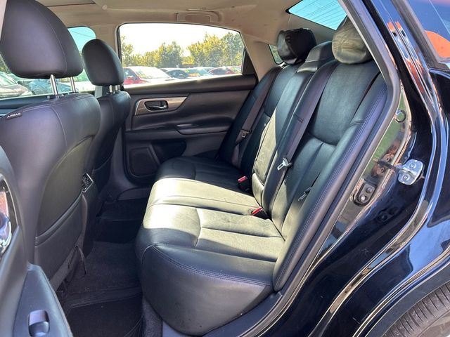 2015 Nissan Altima 4dr Sedan V6 3.5 SL - 22935004 - 6