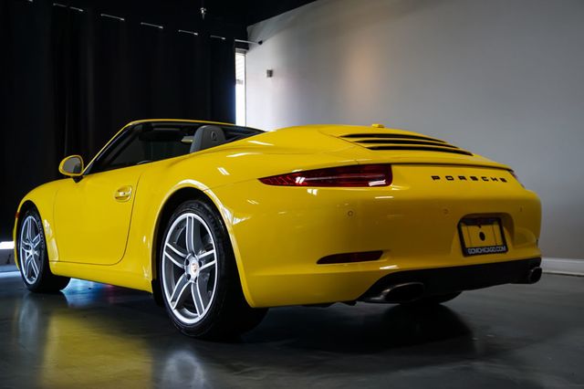 2015 Porsche 911 *7-Speed Manual* *Premium Package +* *PDLS* *Racing Yellow* - 22881440 - 15