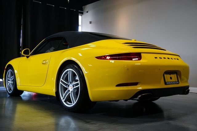 2015 Porsche 911 *7-Speed Manual* *Premium Package +* *PDLS* *Racing Yellow* - 22881440 - 33