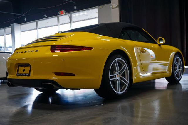 2015 Porsche 911 *7-Speed Manual* *Premium Package +* *PDLS* *Racing Yellow* - 22881440 - 34