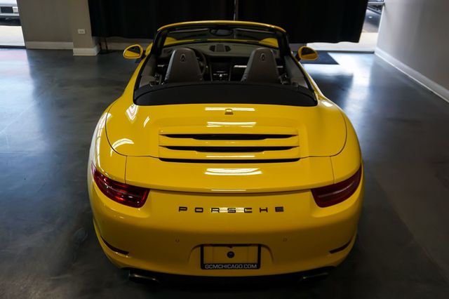 2015 Porsche 911 *7-Speed Manual* *Premium Package +* *PDLS* *Racing Yellow* - 22881440 - 46