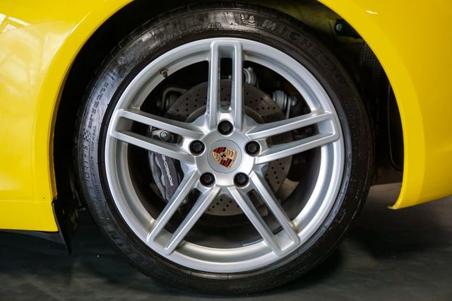2015 Porsche 911 *7-Speed Manual* *Premium Package +* *PDLS* *Racing Yellow* - 22881440 - 48