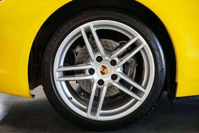 2015 Porsche 911 *7-Speed Manual* *Premium Package +* *PDLS* *Racing Yellow* - 22881440 - 49