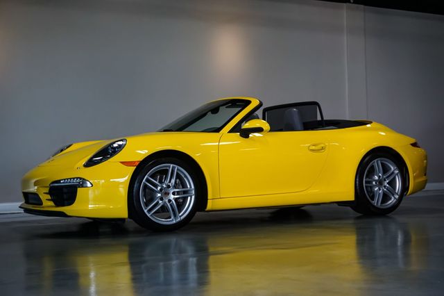 2015 Porsche 911 *7-Speed Manual* *Premium Package +* *PDLS* *Racing Yellow* - 22881440 - 53