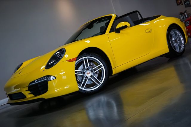 2015 Porsche 911 *7-Speed Manual* *Premium Package +* *PDLS* *Racing Yellow* - 22881440 - 78