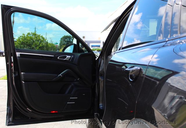 2015 Porsche Cayenne AWD 4dr S - 20922932 - 14