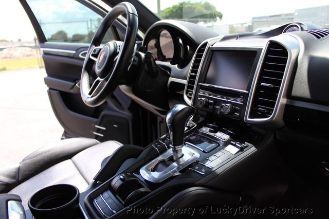 2015 Porsche Cayenne AWD 4dr S - 20922932 - 18