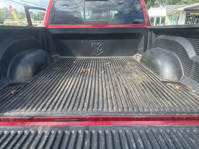 2015 Ram 1500 4WD Crew Cab 140.5" Laramie - 22936577 - 12