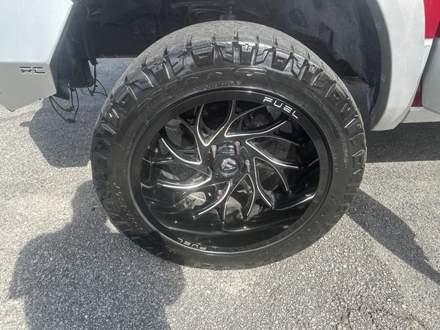 2015 Ram 1500 4WD Crew Cab 140.5" Laramie - 22936577 - 16