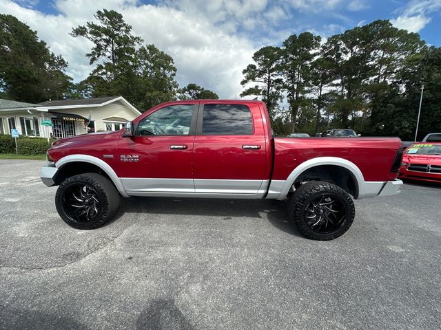 2015 Ram 1500 4WD Crew Cab 140.5" Laramie - 22936577 - 1