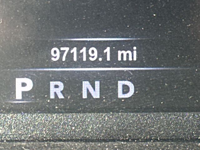 2015 Ram 1500 4WD Crew Cab 140.5" Laramie - 22936577 - 8
