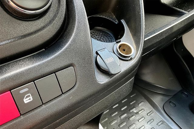 2015 Ram ProMaster 1500 Low Roof - 22939133 - 21