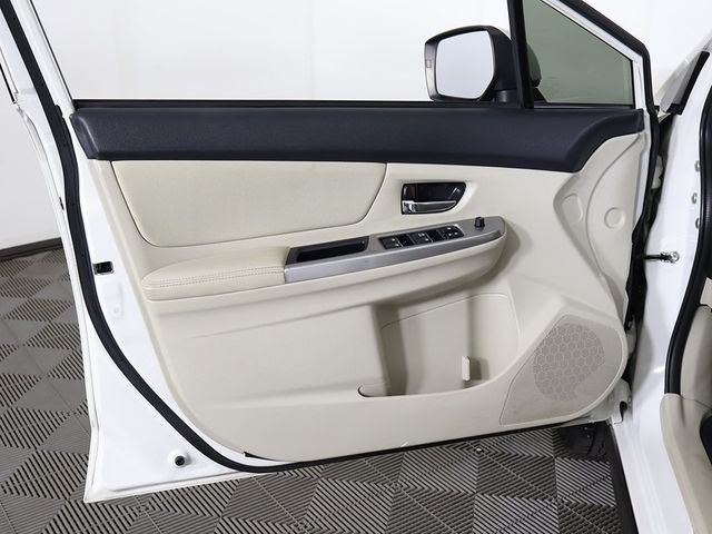 2015 Subaru XV Crosstrek 5dr CVT 2.0i Premium - 22939647 - 16