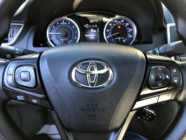 2015 Toyota Camry  - 22415813 - 11