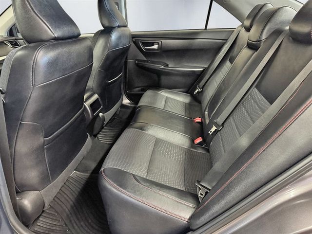 2015 Toyota Camry 4dr Sedan I4 Automatic SE - 22905683 - 15