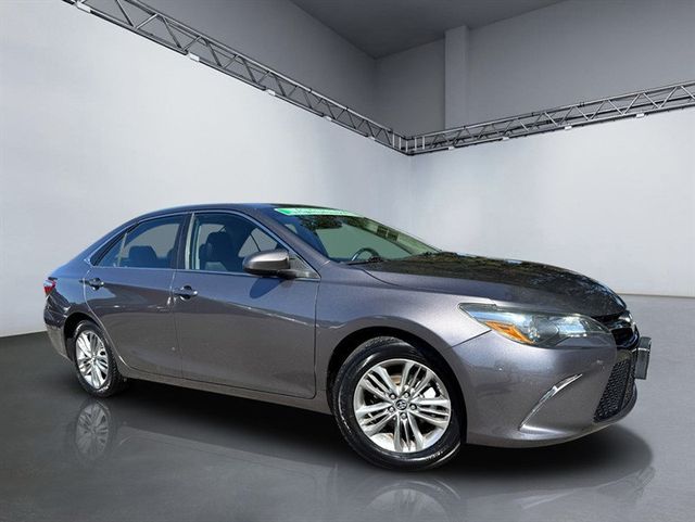 2015 Toyota Camry 4dr Sedan I4 Automatic SE - 22905683 - 19
