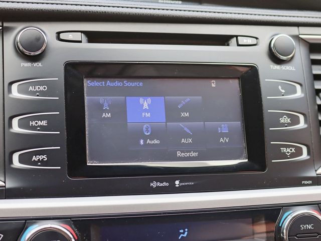 2015 Toyota Highlander AWD 4dr V6 LE Plus - 22902198 - 14