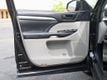 2015 Toyota Highlander AWD 4dr V6 LE Plus - 22902198 - 22