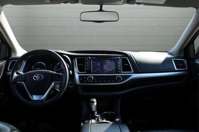 2015 Toyota Highlander AWD 4dr V6 XLE - 22925076 - 20