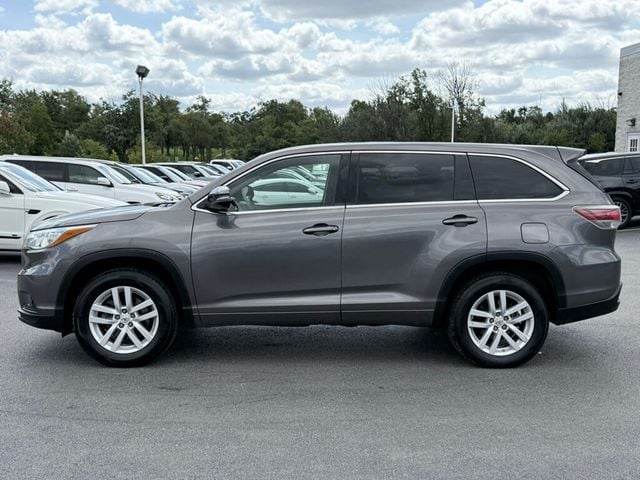 2015 Toyota Highlander FWD 4dr I4 LE - 22903642 - 15