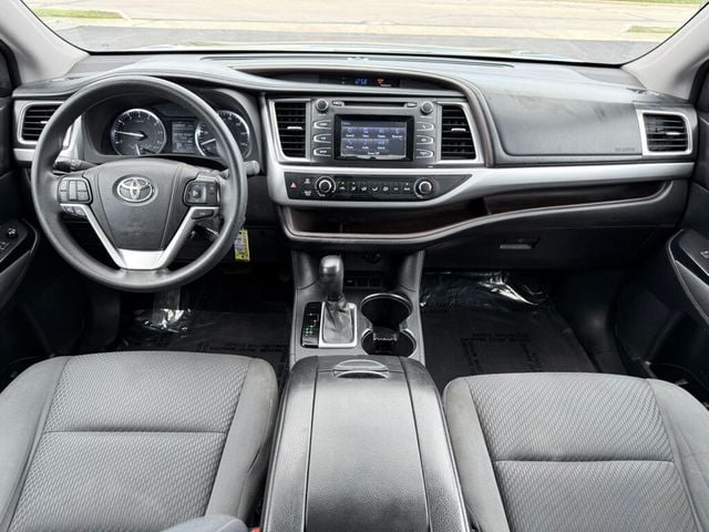 2015 Toyota Highlander FWD 4dr I4 LE - 22903642 - 1