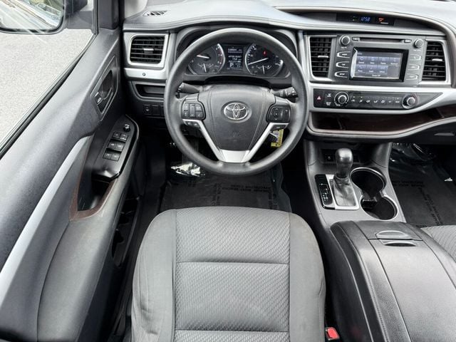 2015 Toyota Highlander FWD 4dr I4 LE - 22903642 - 22