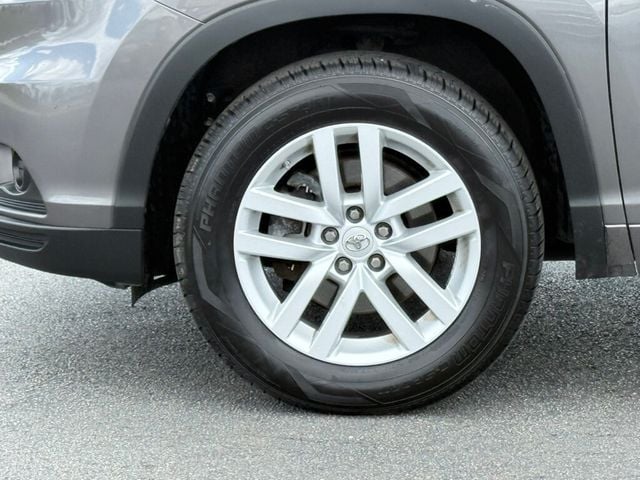 2015 Toyota Highlander FWD 4dr I4 LE - 22903642 - 40