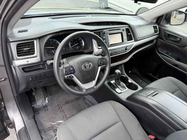 2015 Toyota Highlander FWD 4dr I4 LE - 22903642 - 7