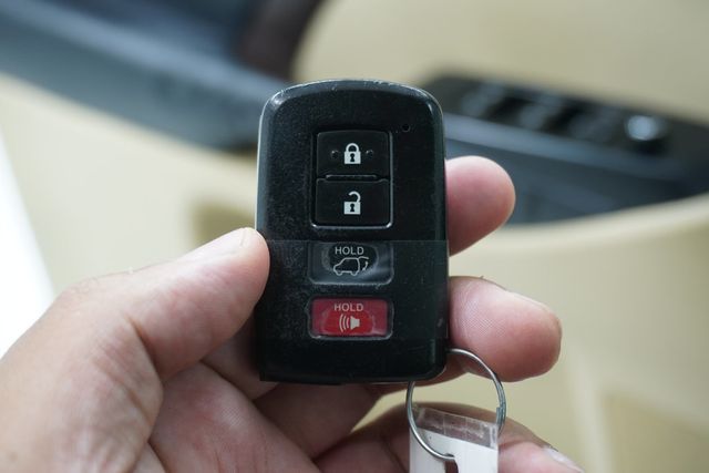 2015 Toyota Highlander HIGHLANDER LIMTED/LTD PLU - 22910802 - 16