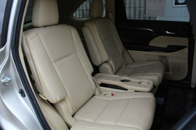 2015 Toyota Highlander LIMITED W/ NAVIGATION,BLU RAY DVD,MOONROOF, NEW TIRES - 22915612 - 12