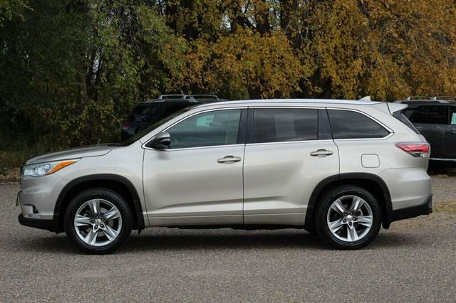 2015 Toyota Highlander LIMITED W/ NAVIGATION,BLU RAY DVD,MOONROOF, NEW TIRES - 22915612 - 19