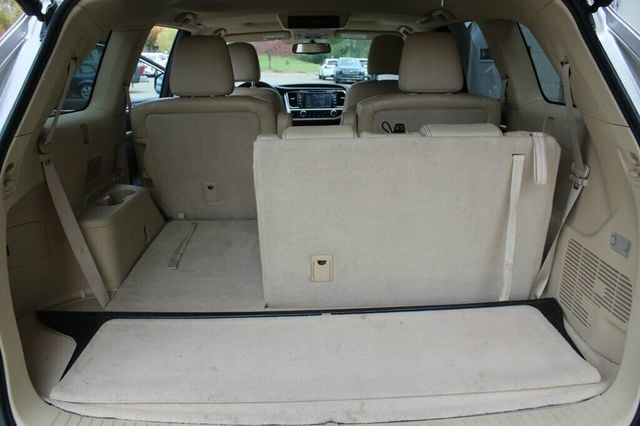2015 Toyota Highlander LIMITED W/ NAVIGATION,BLU RAY DVD,MOONROOF, NEW TIRES - 22915612 - 36
