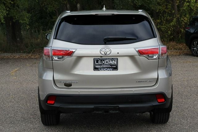2015 Toyota Highlander LIMITED W/ NAVIGATION,BLU RAY DVD,MOONROOF, NEW TIRES - 22915612 - 4