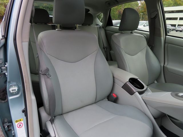 2015 Toyota Prius 5dr Hatchback Four - 22931487 - 24