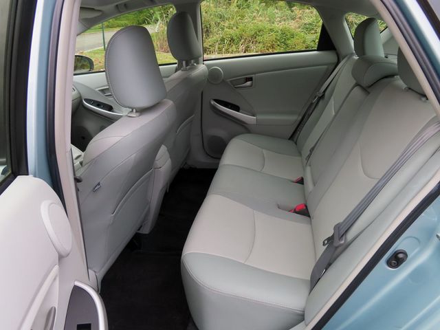 2015 Toyota Prius 5dr Hatchback Four - 22931487 - 29