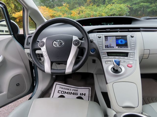2015 Toyota Prius 5dr Hatchback Four - 22931487 - 31