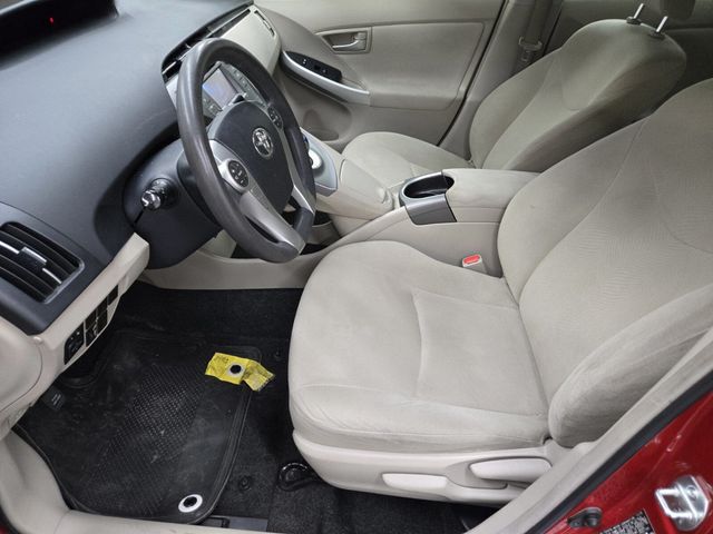 2015 Toyota Prius 5dr Hatchback Two - 22907617 - 6