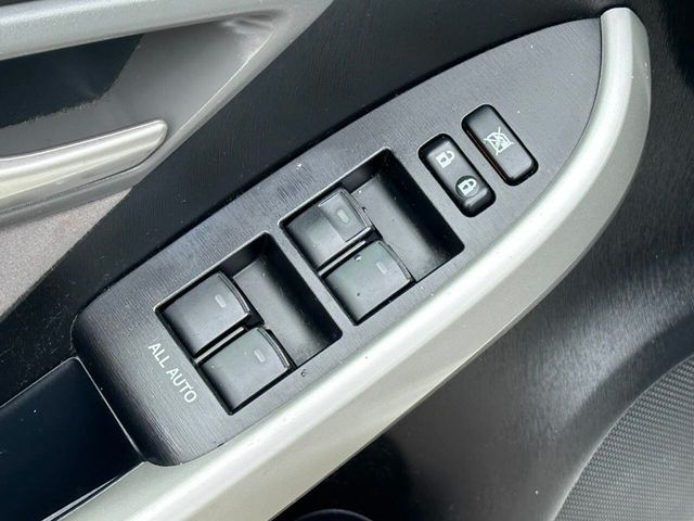 2015 Toyota Prius 5dr Hatchback Two - 22891533 - 12