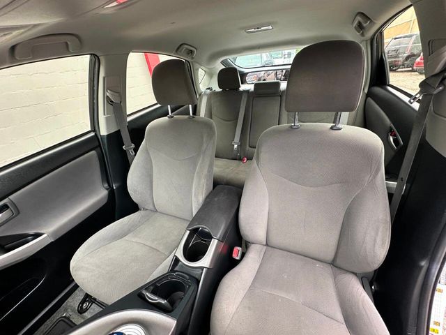 2015 Toyota Prius 5dr Hatchback Two - 22891533 - 17