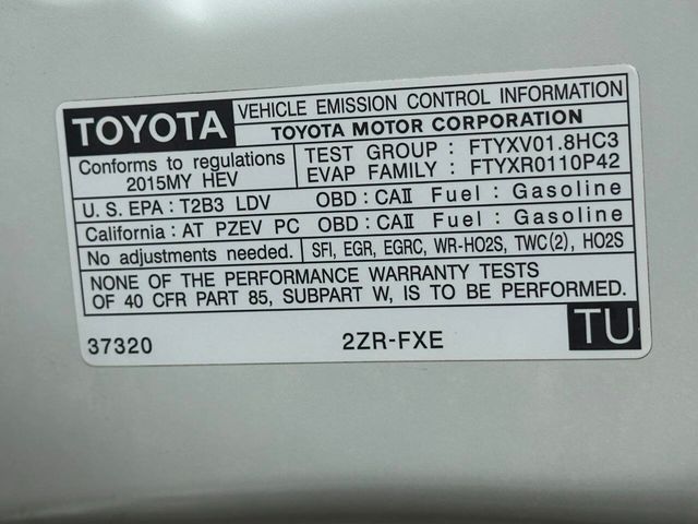 2015 Toyota Prius 5dr Hatchback Two - 22891533 - 28