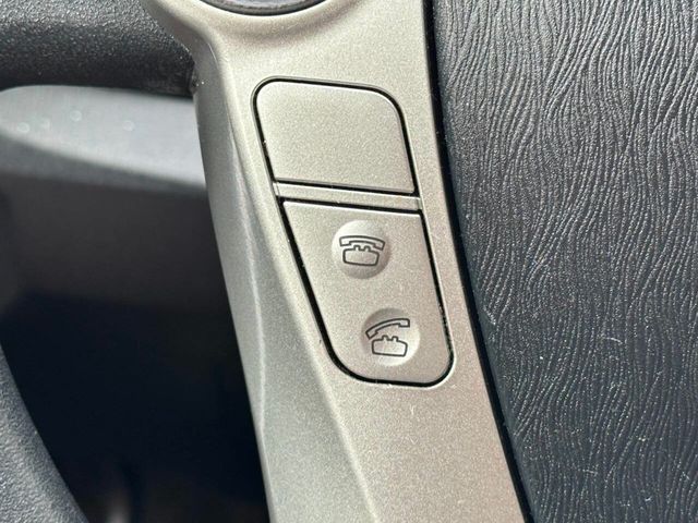 2015 Toyota Prius 5dr Hatchback Two - 22891533 - 33