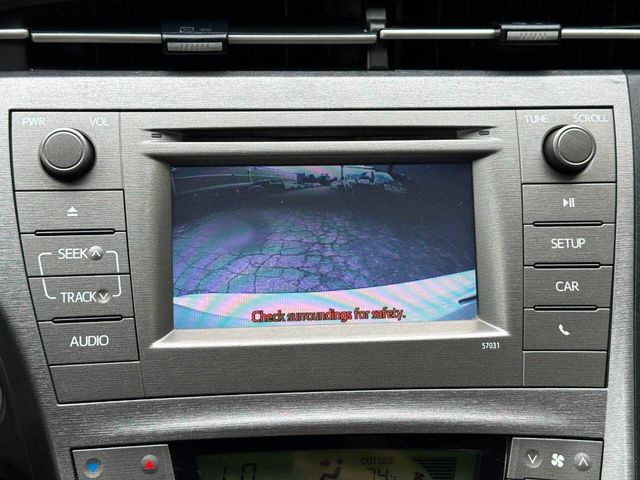 2015 Toyota Prius 5dr Hatchback Two - 22891533 - 41