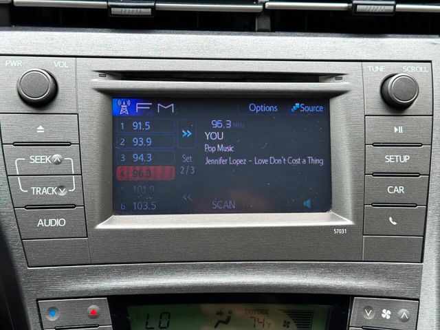 2015 Toyota Prius 5dr Hatchback Two - 22891533 - 43