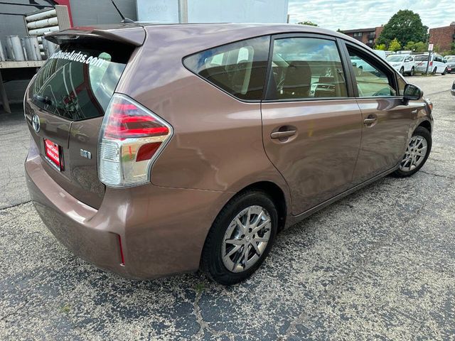 2015 Toyota Prius v 5dr Wagon Three - 22905725 - 8
