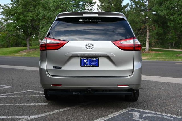 2015 Toyota Sienna 5dr 7-Passenger Van LE FWD Mobility - 22906179 - 6