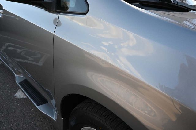 2015 Toyota Sienna 5dr 7-Passenger Van LE FWD Mobility - 22923317 - 37