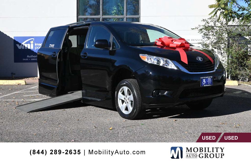 2015 Toyota Sienna 5dr 7-Passenger Van LE FWD Mobility - 22940399 | Video 1