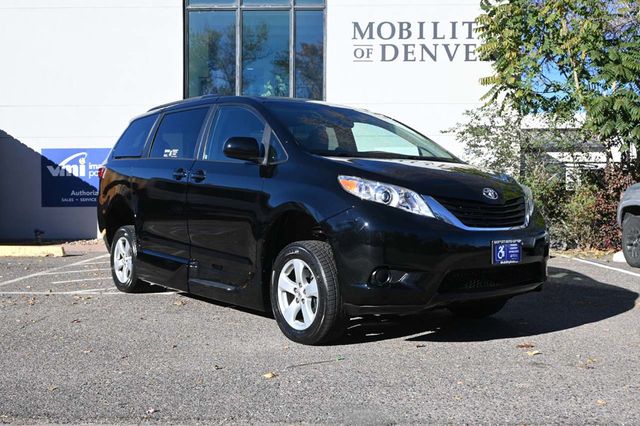2015 Toyota Sienna 5dr 7-Passenger Van LE FWD Mobility - 22940399 - 2